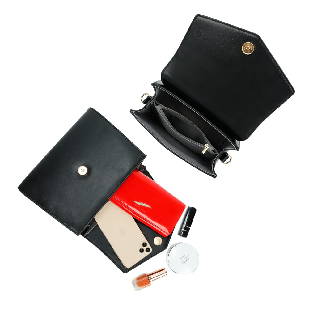 Decorative Shoulder Bag With S Buckle - Gallantry Shop