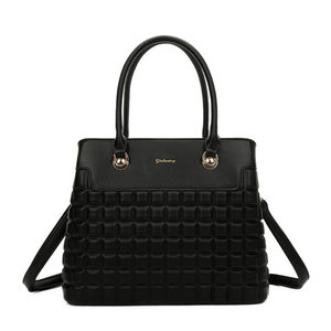 Elegant quilted handbag