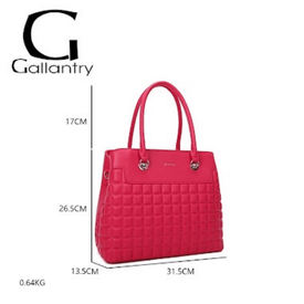Elegant quilted handbag