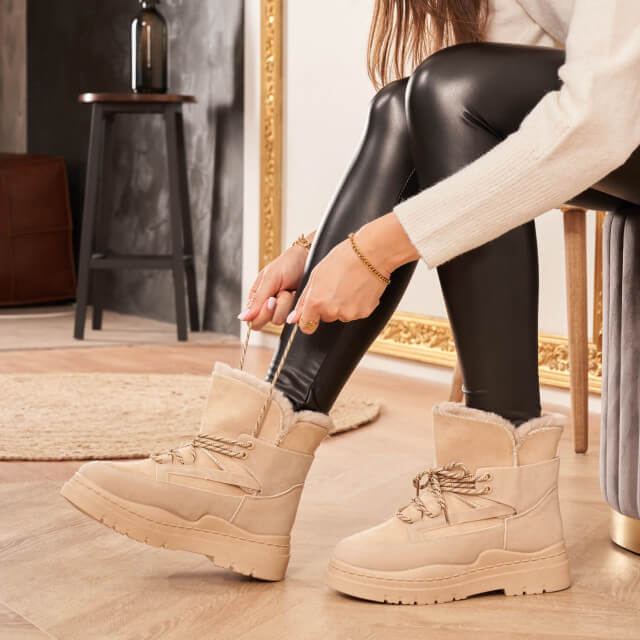 Boots fourrées en suédine à lacets - Gallantry Shop